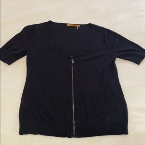 Short sleeved sweater